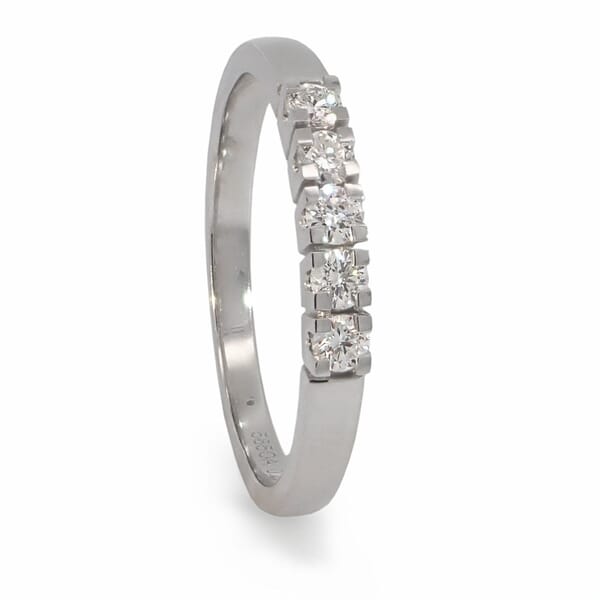 =Iselin alliansering i hvitt gull med 5 diamanter - 8505050